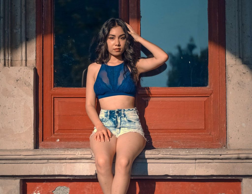 date Latin girls